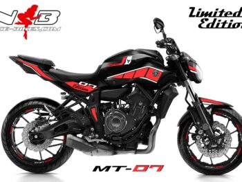 MT07 / 2017 rot auf schwarzer Maschine