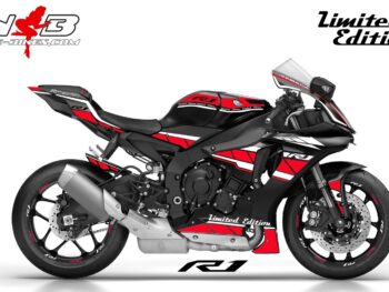 R1 Dekor rot/weiß auf schwarzer Maschine 2017-