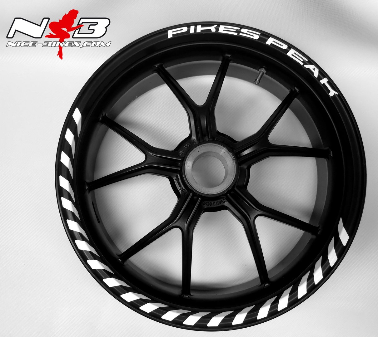 Felgendekor Typo Line 2020 mit Text-Label-Auswahl in Racing White