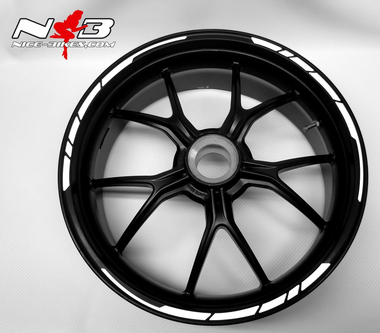 Felgendekor Racing Line 2020 Racing White