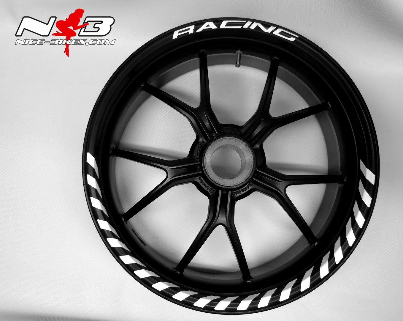 Felgendekor Typo Line 2020 mit Text-Label-Auswahl in Racing White – Bild 2