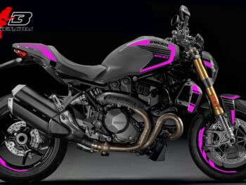 Monster 1200 pink auf grauer Maschine