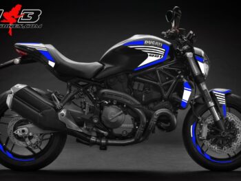 Monster 821 blau auf schwarzer Maschine