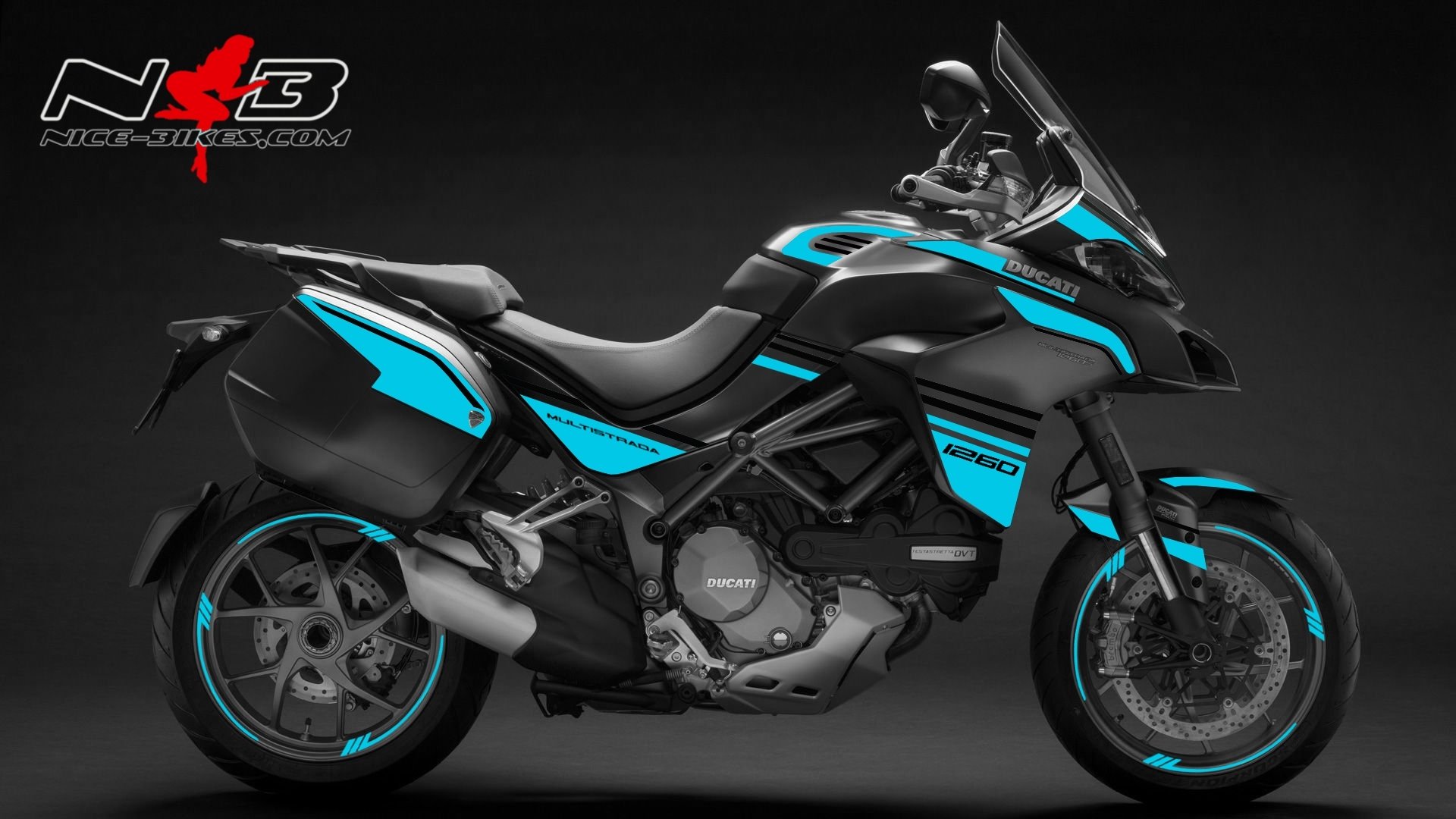 Multistrada 1260 hellblau auf grauer Maschine